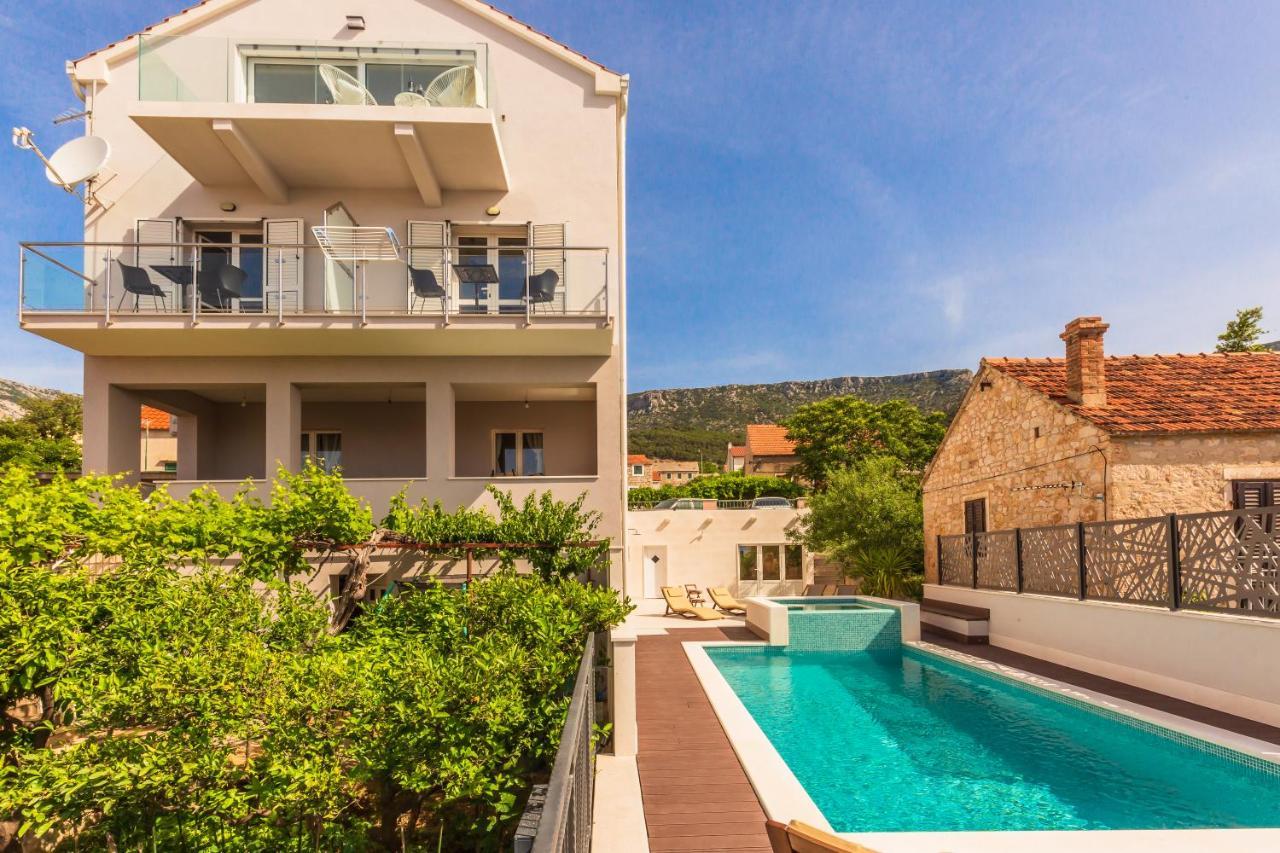 Bol Summer Residence Luaran gambar