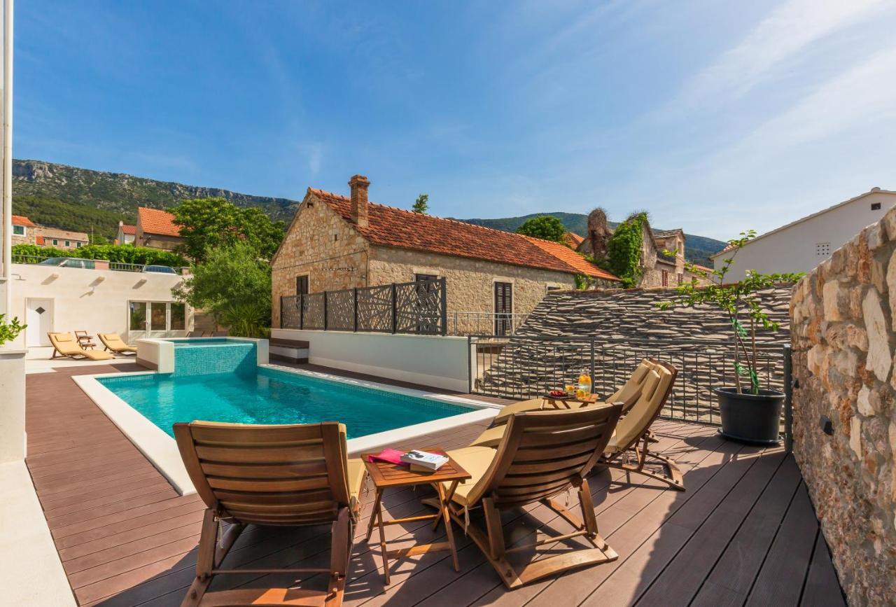 Bol Summer Residence Luaran gambar