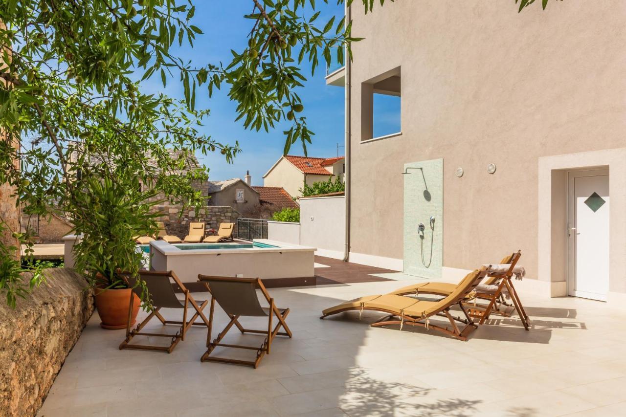 Bol Summer Residence Luaran gambar